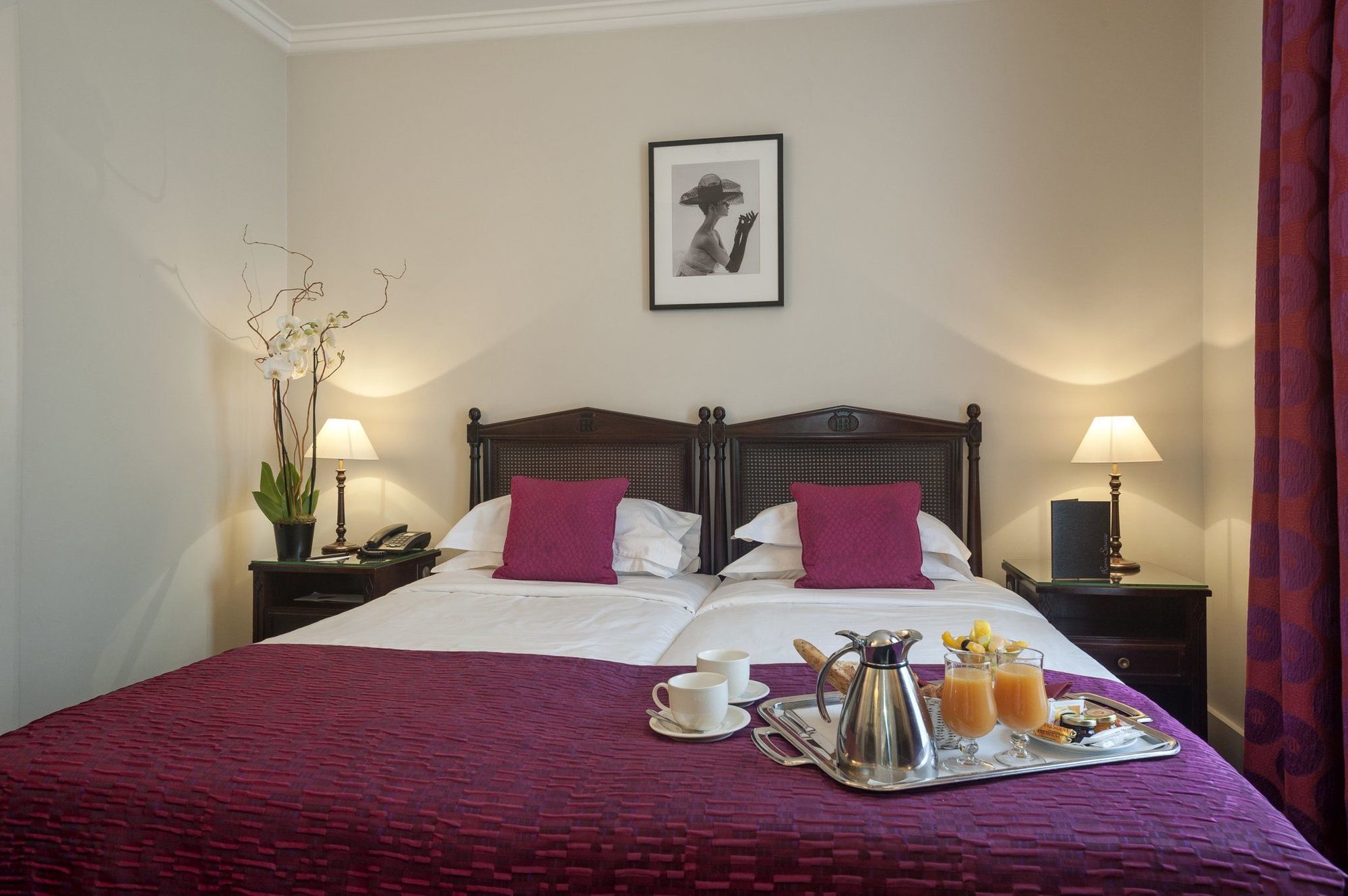 Hotel Royal Saint Honore Paris Louvre Zimmer foto